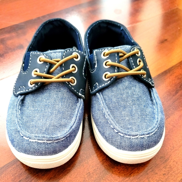 Children's Place boat shoe - Picture 1 of 6